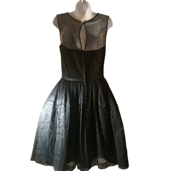 Jonathan Logan vintage black lace fit and flare formal party dress size 2 - Picture 5 of 14